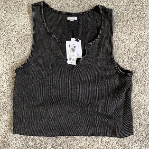 Crop Notch Tank - Picture 1 of 1